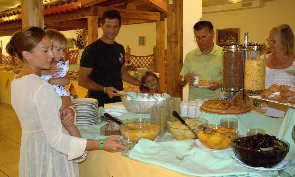 Villaggio Albatros Resort Lesina Luaran gambar