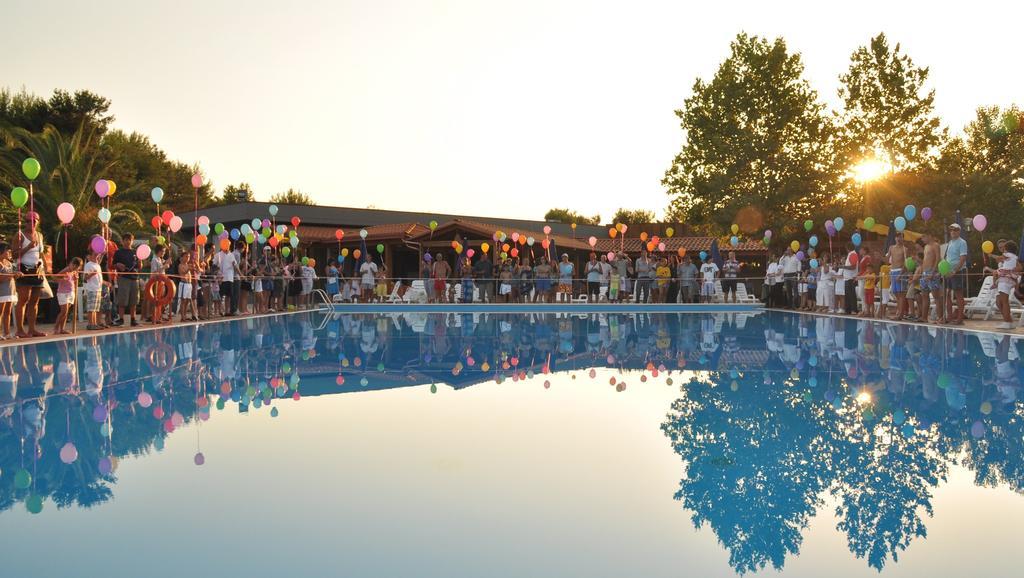 Villaggio Albatros Resort Lesina Luaran gambar
