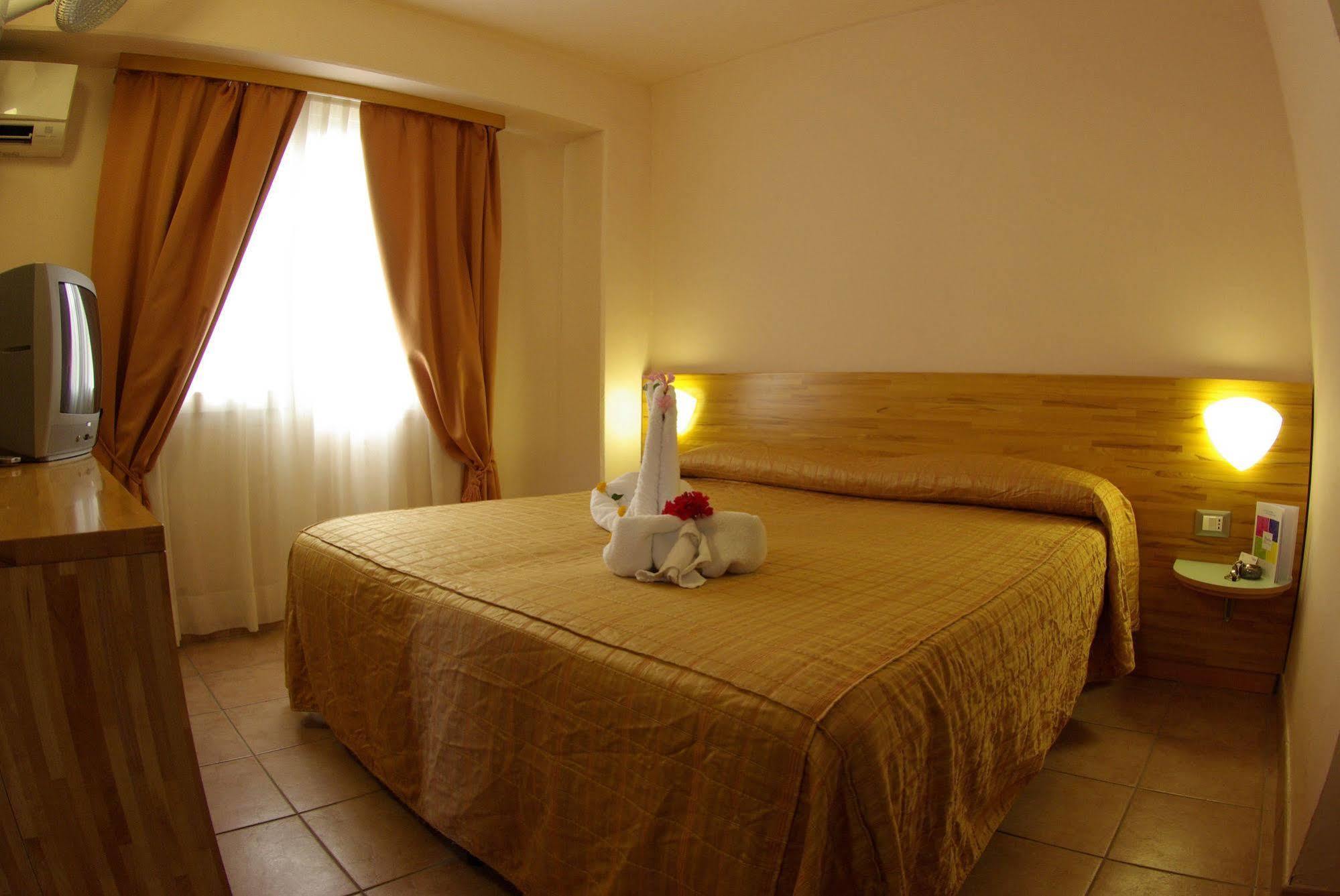 Villaggio Albatros Resort Lesina Luaran gambar